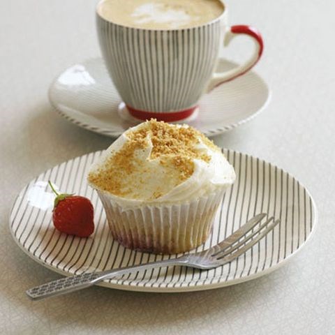 Strawberry cheesecake cupcakes