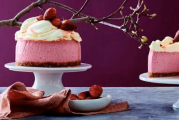 Strawberry cheesecake with lavender sugar