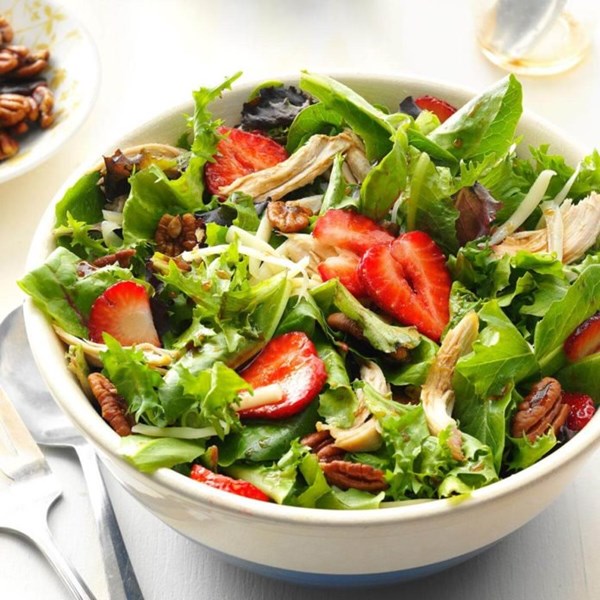 Strawberry-chicken salad with buttered pecans