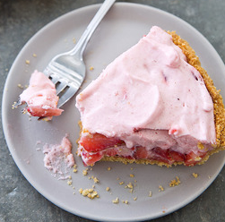Strawberry chiffon pie