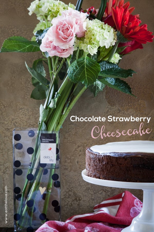 Strawberry chocolate cheesecake with sour cream topping