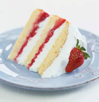Strawberry cream cake