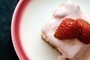 Strawberry cream cheese frosting
