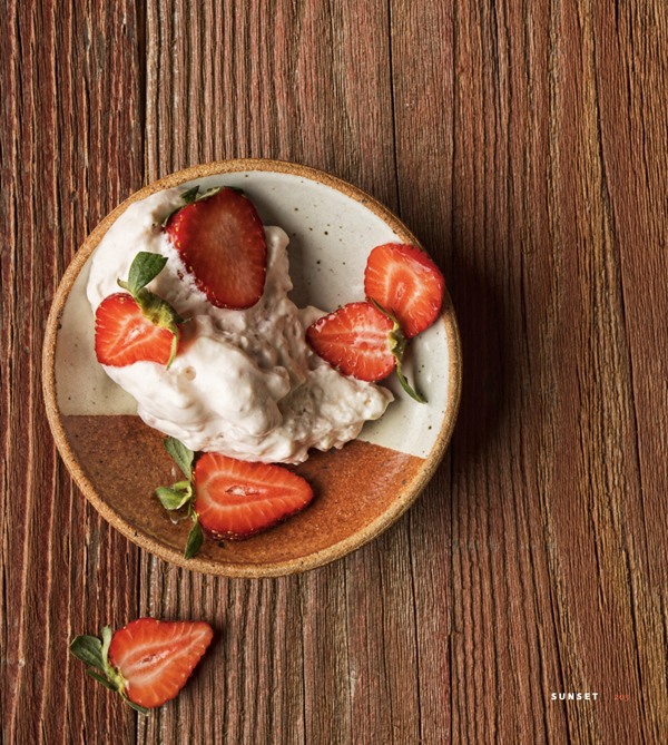 Strawberry cream cheese mousse