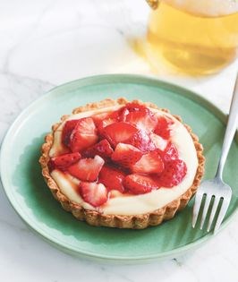 Strawberry cream tartlets