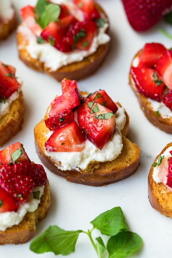 Strawberry crostini