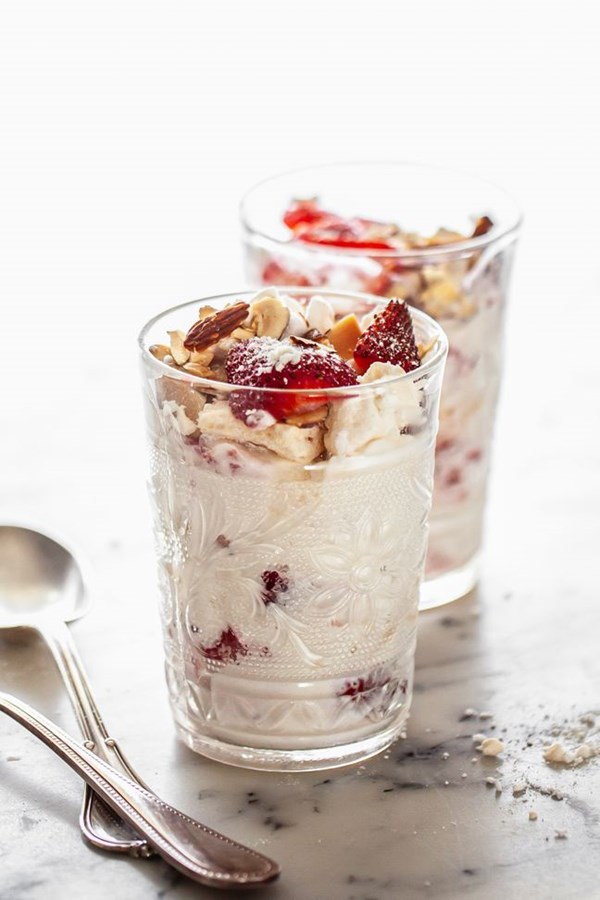 Strawberry Eton mess