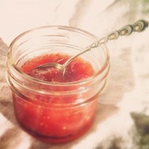 Strawberry feijoa jam
