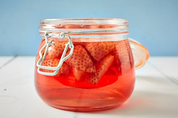  Strawberry gin
