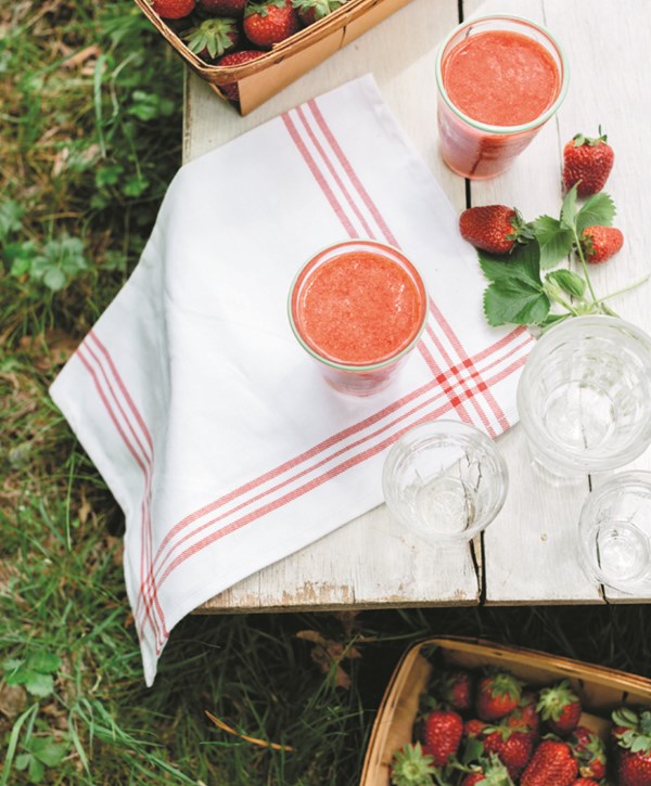 Strawberry ginger smoothie