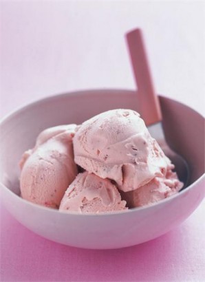 Strawberry ice cream