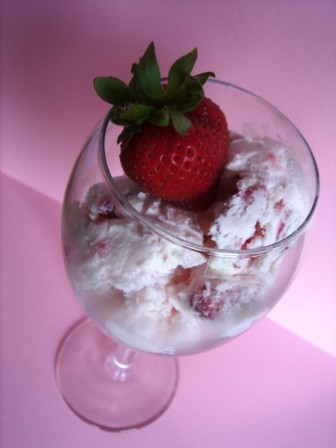 Strawberry ice cream