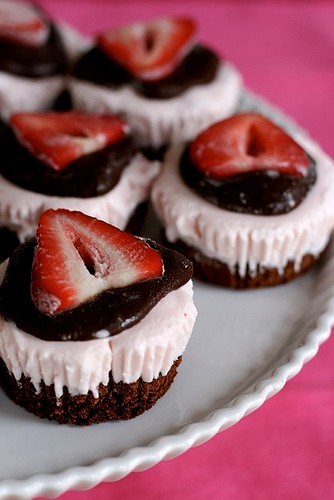 Strawberry ice cream brownie cupcakes