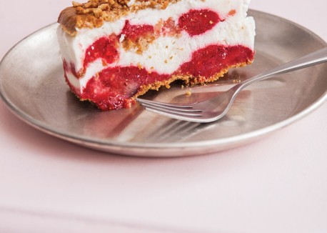 Strawberry "ice cream" cake