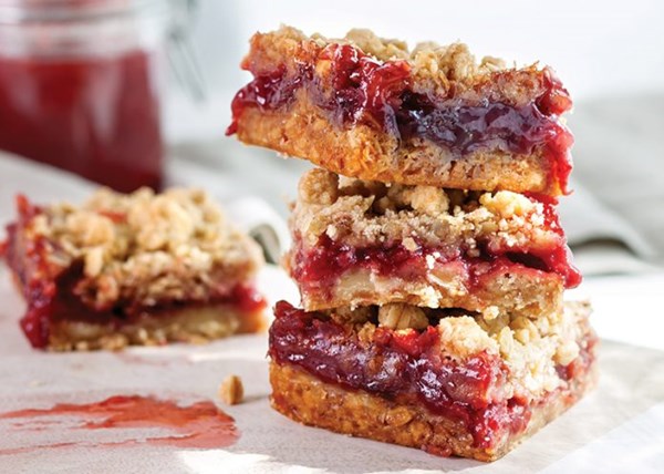 Strawberry jam crumble bars