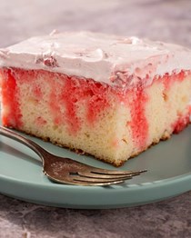 Strawberry jello poke cake