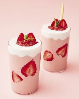 Strawberry-lemon chia seed jam