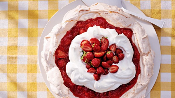 Strawberry-lemonade angel pie