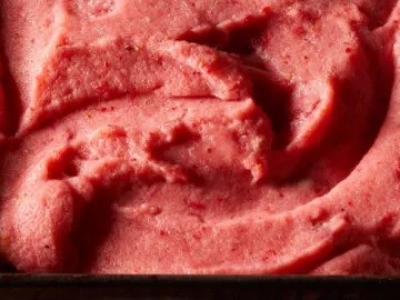 Strawberry-lemonade nice cream