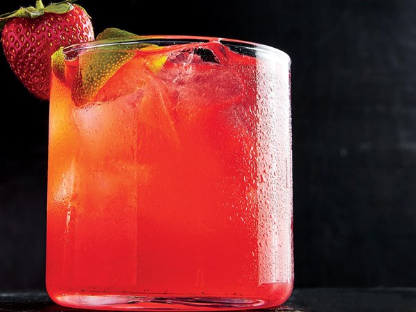 Strawberry-lime rickey