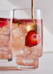Strawberry lime sparkler