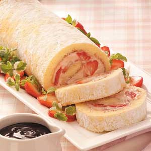 Strawberry-mallow cake roll