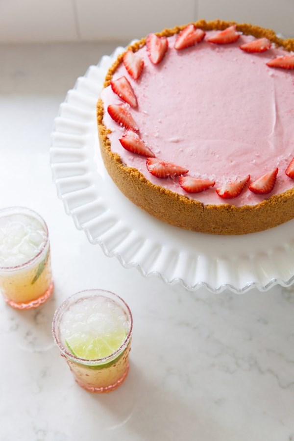 Strawberry margarita pie
