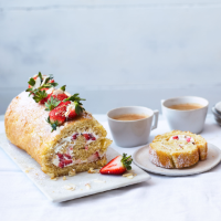Strawberry, mascarpone and almond Swiss roll