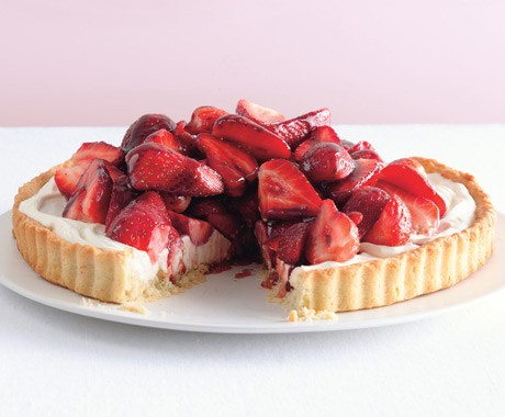 Strawberry mascarpone tart with Port glaze
