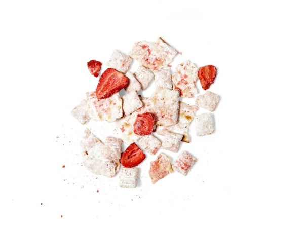 Strawberry matzo puppy chow 