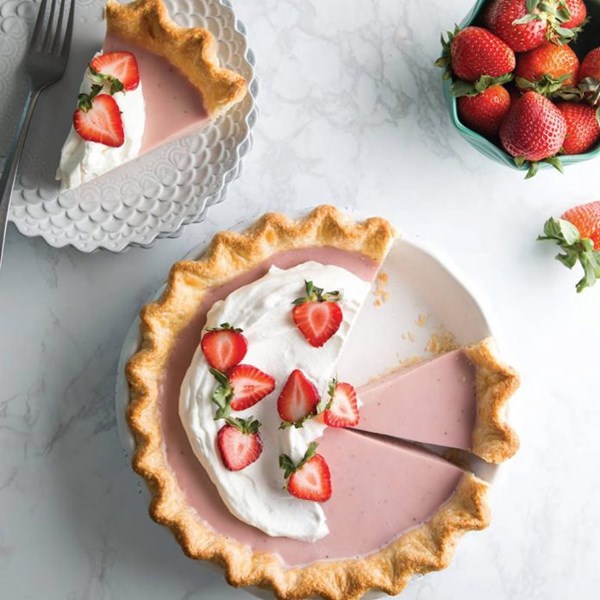 Strawberry milk pie