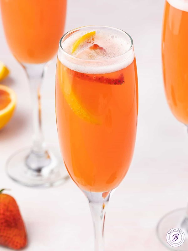 Strawberry mimosas