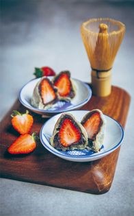 Strawberry mochi