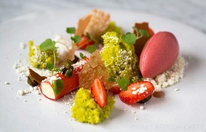 Strawberry, pistachio and white chocolate