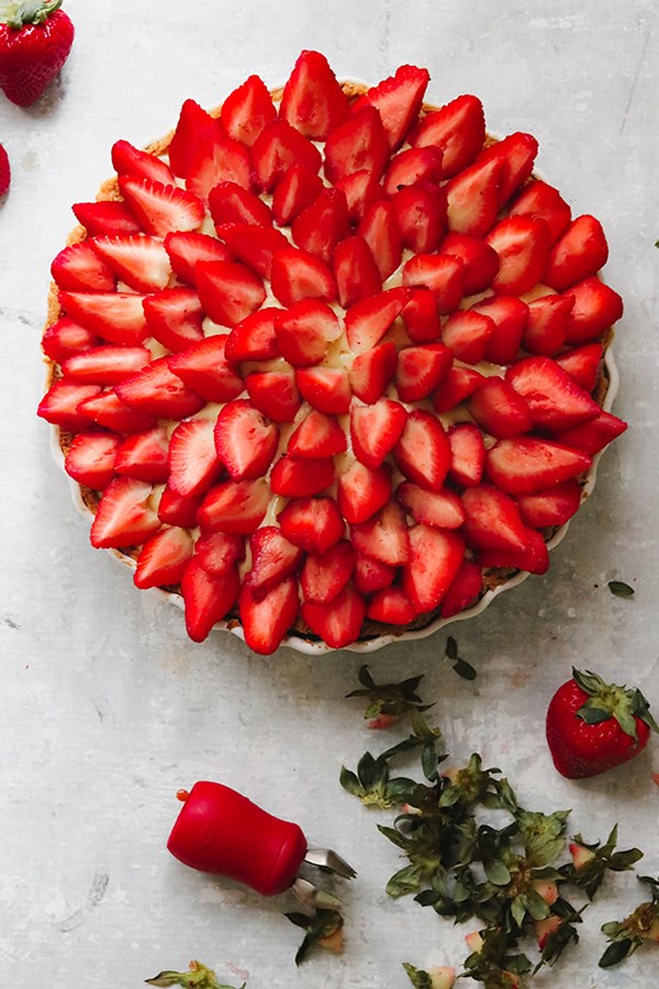 Strawberry pistachio tart