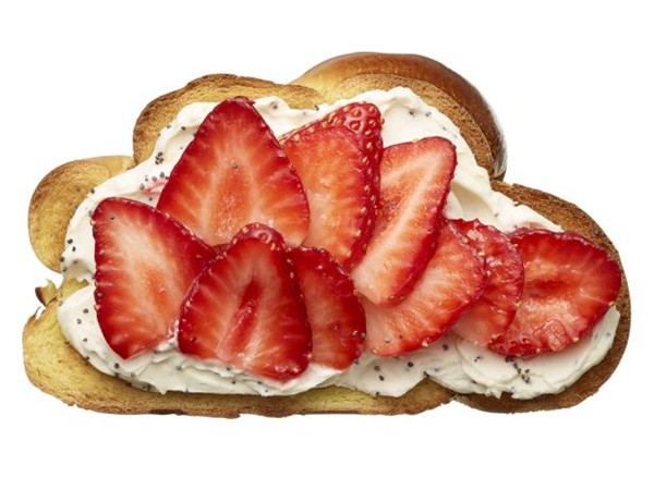 Strawberry-poppy toast