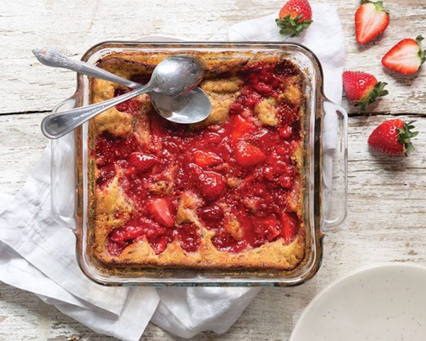Strawberry raspberry cobbler