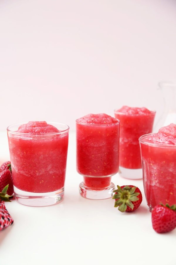 Strawberry raspberry rosé slushies