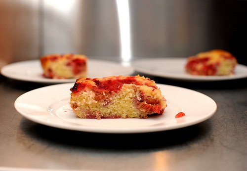 Strawberry rhubarb buttermilk pudding cake