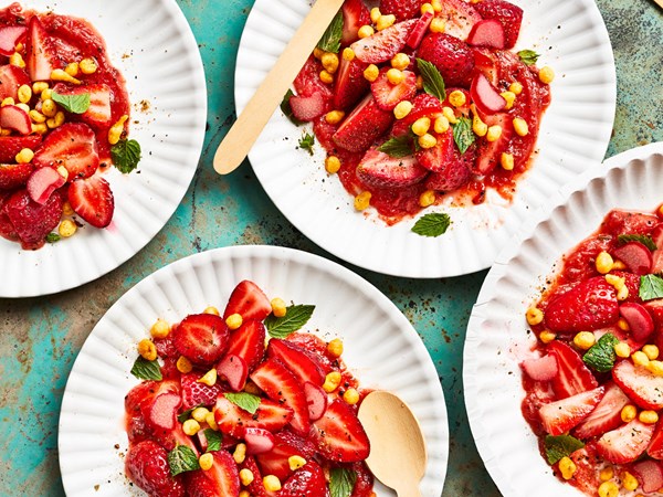 Strawberry-rhubarb chaat