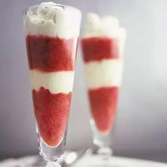 Strawberry-rhubarb fool