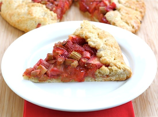 Strawberry rhubarb galette
