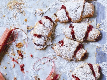 Strawberry rhubarb rugelach with oatmeal streusel
