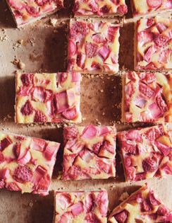 Strawberry rhubarb squares