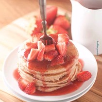 Strawberry ricotta whole wheat pancakes