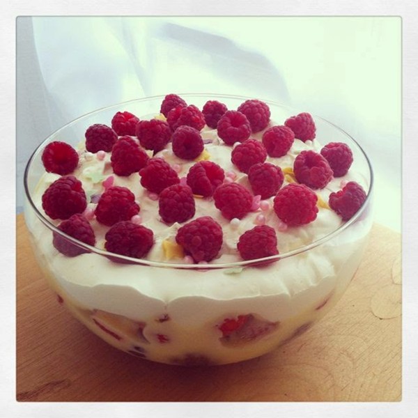 Strawberry rose trifle