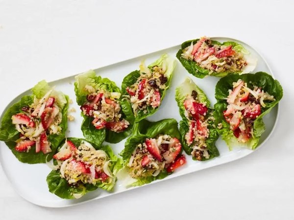 Strawberry salad lettuce cups