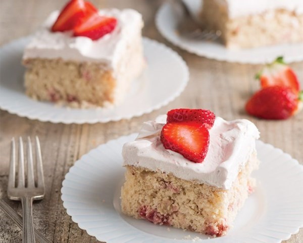 Strawberry sheet cake [strawberry cream cheese frosting]