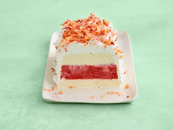 Strawberry Shortcake Bar ice cream cake