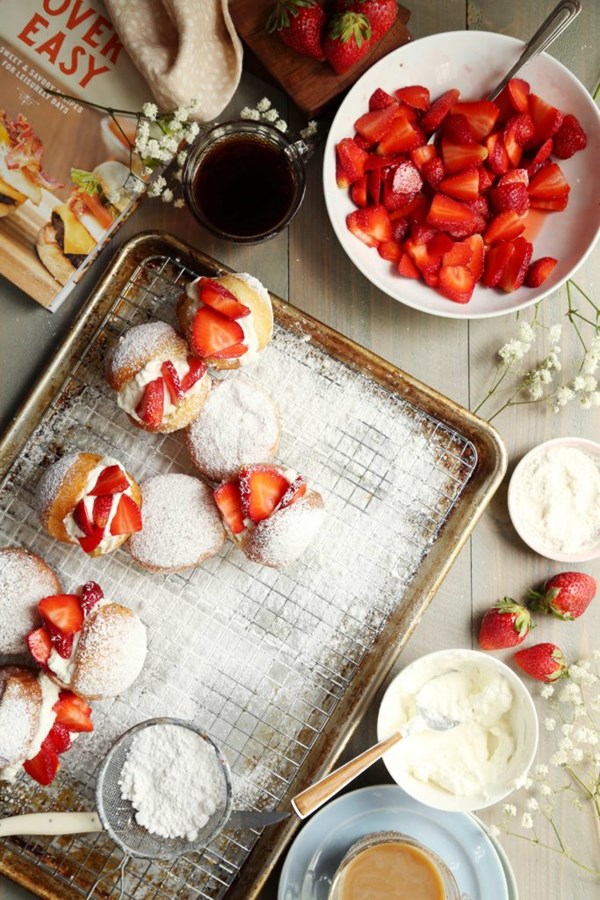 Strawberry shortcake doughnuts